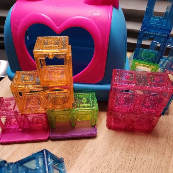 Shopkins Connector Cubes + Pet Carrier – Pretend Play Toy Lot - Picture 5 of 9